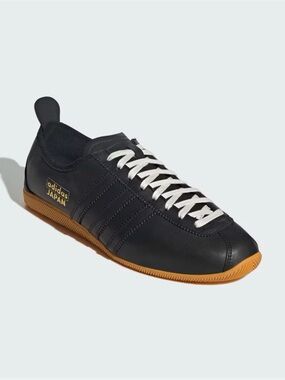 RARE - Adidas Japan Leather Sneaker - NEW WITH TAGS, Men’s US 9.5, NEVER WORN